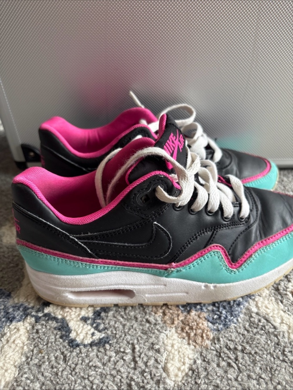 Nike Air Max 1 Kids Sneakers Black Pink Blue White Leather 3.5 Y BV0052-001